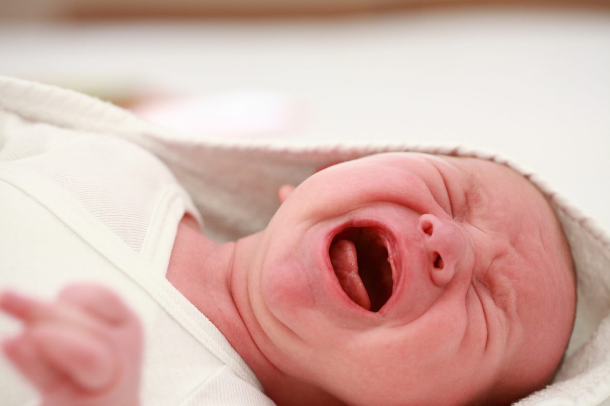 Come distinguere il pianto del neonato sos super mamma La casa del neonato