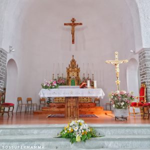 L'Altare della Chiesa - Foto di Sossupermamma -