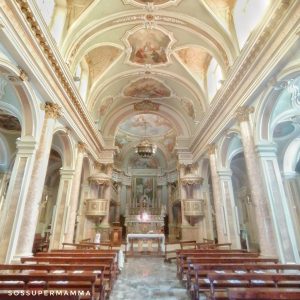 L'interno della Chiesa